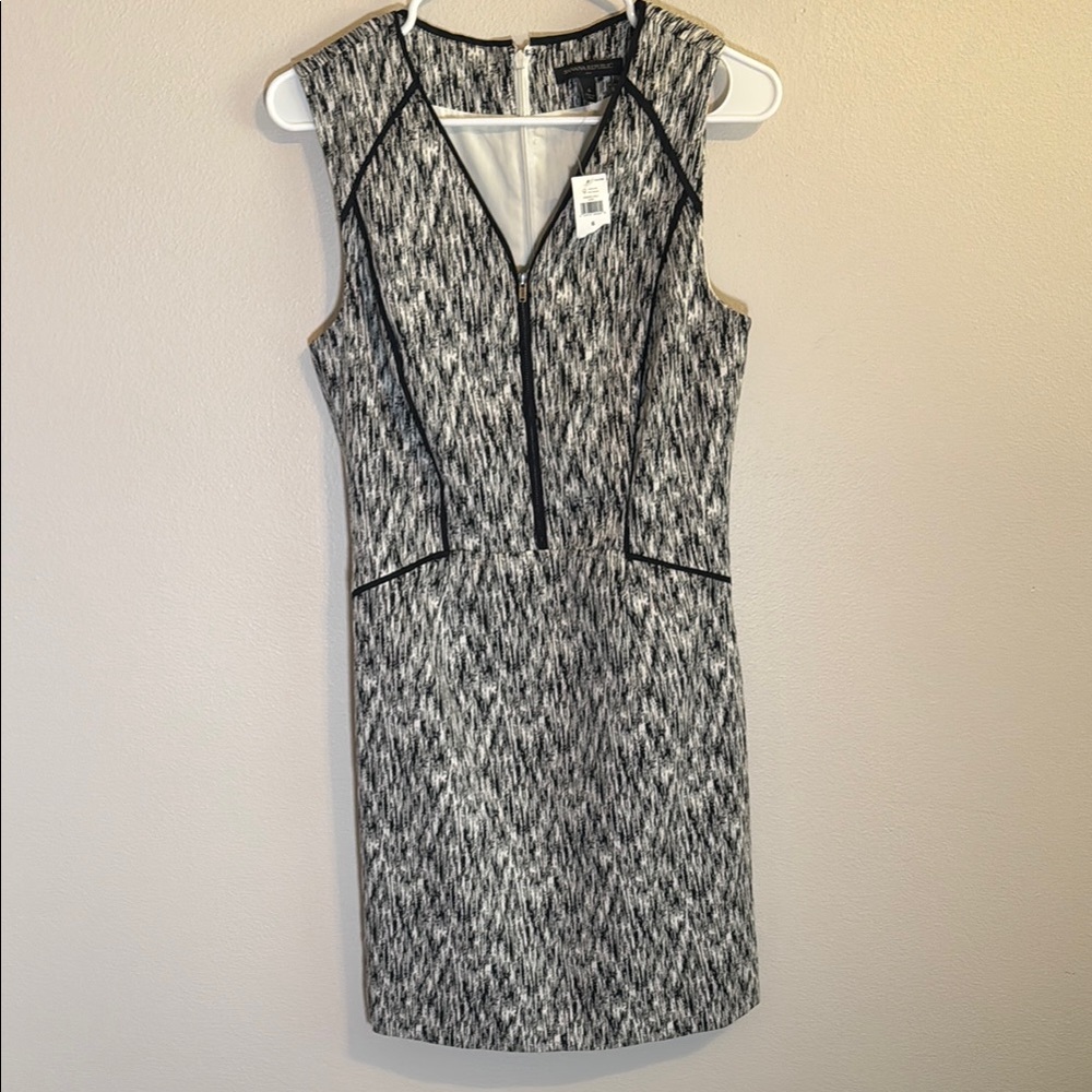 NEW Banana Republic Dress 6 black white front back zipper sleeveless women’s NWT